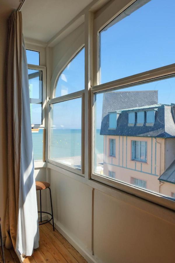 Villa Adele, Bow-Window Vue Mer -Appt 04 메르레뱅 외부 사진
